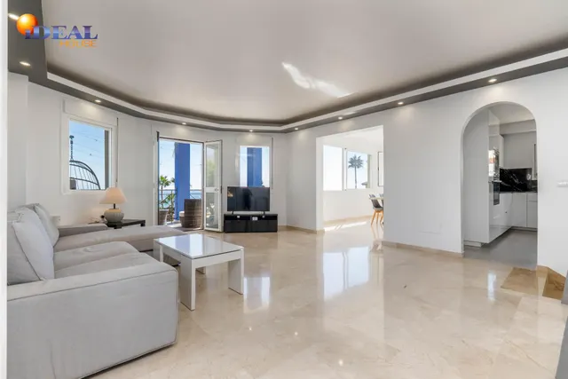 Preciosa casa en Estepona (Málaga) con maravillosas vistas al mar — 23