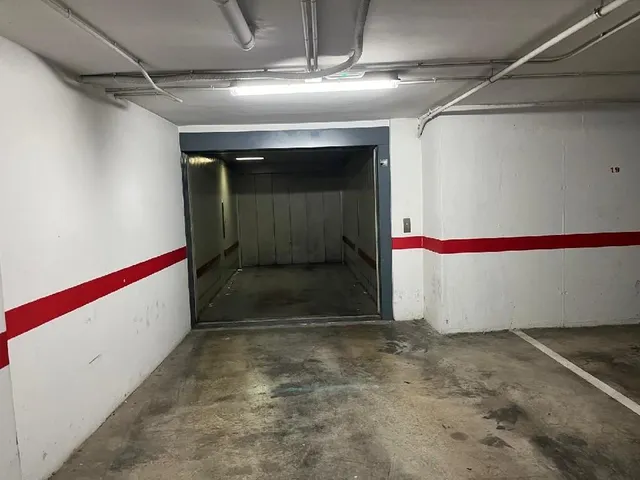 Venta plaza de garaje grupo San José Obrero Castellón — 6