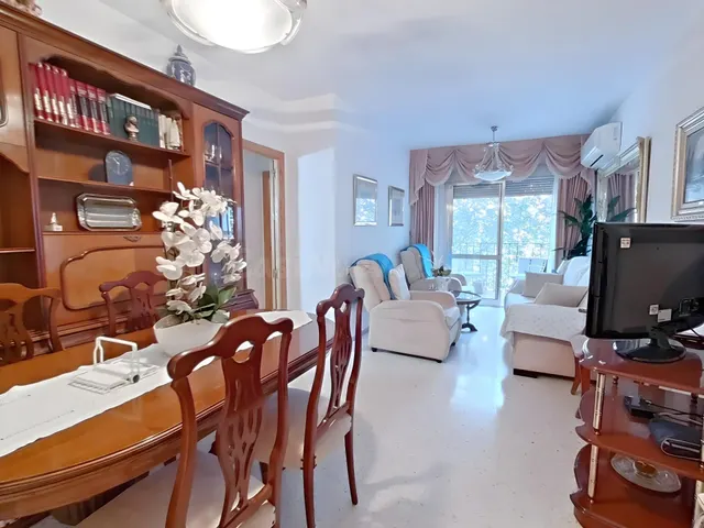 Piso 4 habitaciones 85m² en venta - Carretera Trassierra - C