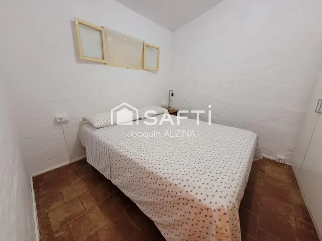 Casa céntrica con patio y 6 habitaciones en Mahón. — 30