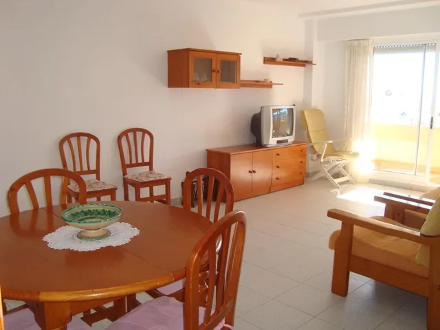 APARTAMENTO VISTAS AL MAR, PISCINA! — 7