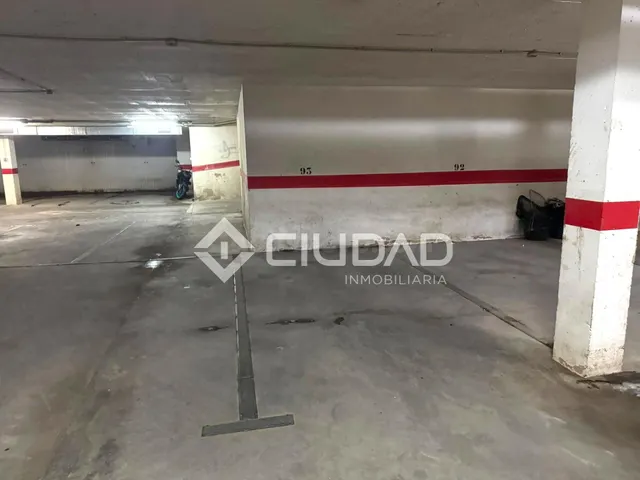 Garaje a la venta en el centro — 2