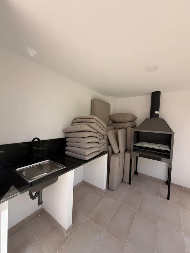 VENTA DE ESPECTACULAR CHALET INDEPENDIENTE DE LUJO HACE ESQUINA — 48