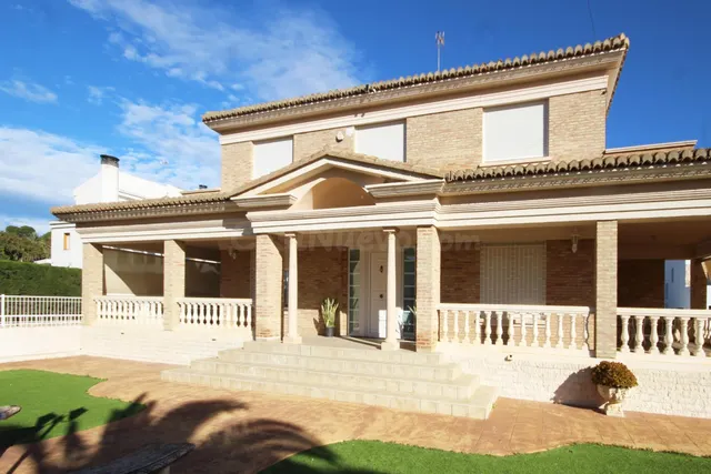EXQUISITA VILLA DE LUJO EN EL VEDAT DE TORRENT - foto 3