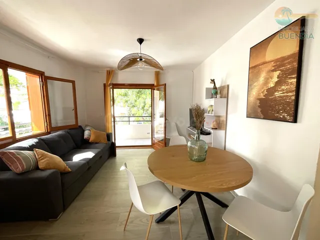 APARTAMENTO CON PISCINA COMUNITARIA EN EL ALAMILLO - foto 3