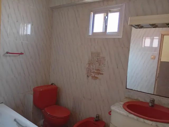 Amplia vivienda en el barrio de Los Ángeles de Almería — 11