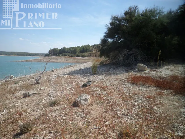 Se vende finca rustica de 106 hectareas en Tomelloso - foto 2