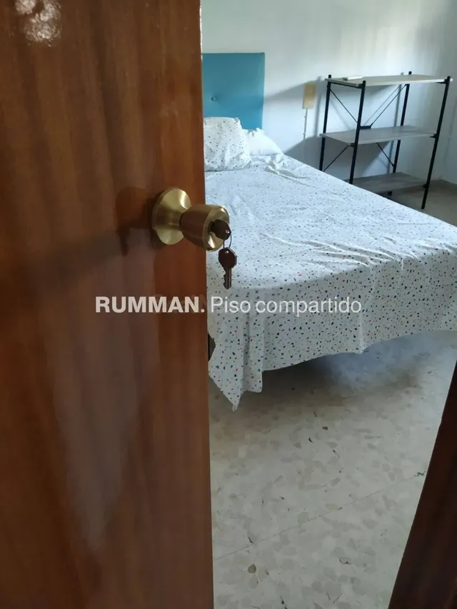 EST / Piso de CUATRO Dormitorios en Beiro - foto 4