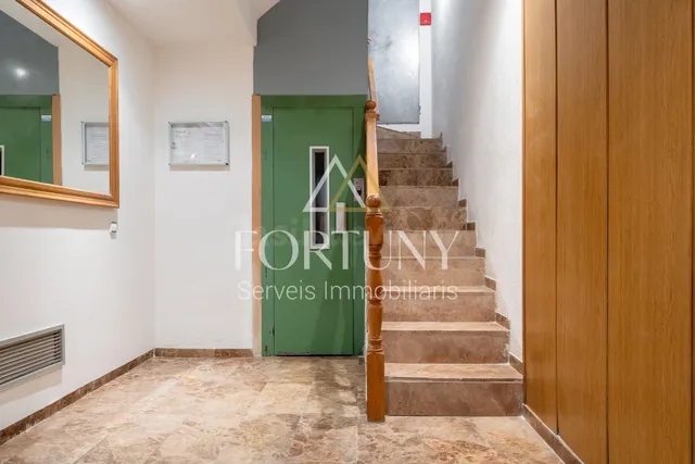 Piso en venta en Calle Sant Antoni, Valls. - foto 2