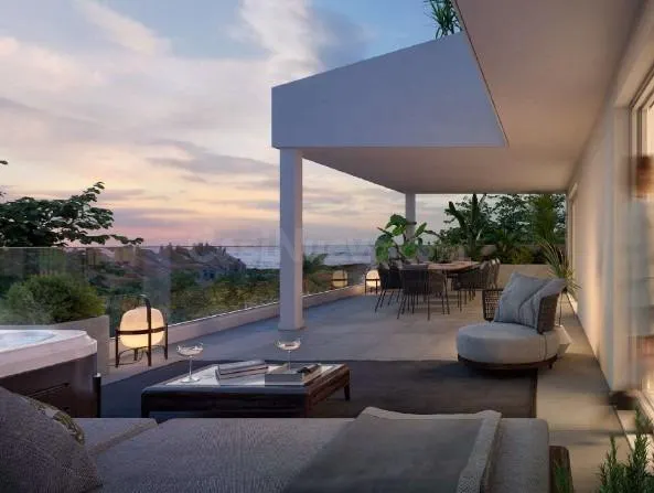 Exclusivo atico de 3 habitaciones en Torrequebrada - Benalma
