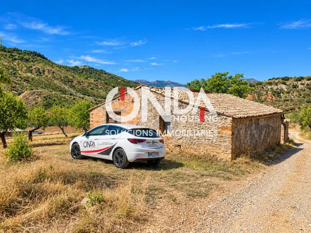 Finca rústica de 29.534 m2 con edificación de 314 m2 y pozo en Seixols, Tremp — 5
