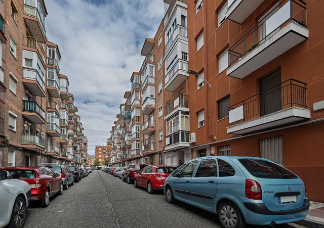 Piso bajo exterior de 57 en rondilla — 21