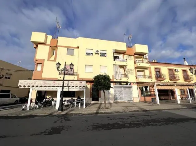 SE VENDE piso OKUPA en C Huelva Lepe de Lepe - foto 4