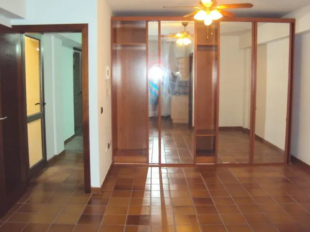Medano vivienda 225 m2 construidos y terraza 75 m2. centrico y al lado del mar. — 4