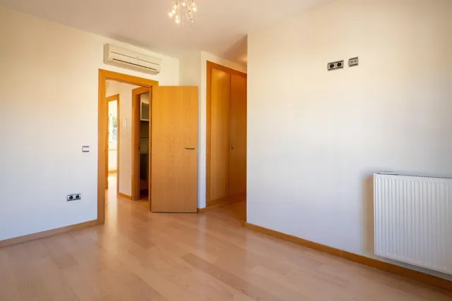 Chalet 3 habitaciones 200m² en venta - Centro — 28