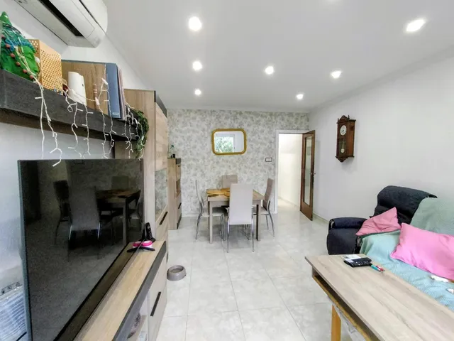 Piso en venta en El Castell- Poble Vell de Castelldefels - foto 4