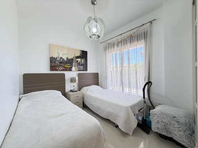 Villa 4 habitaciones 129m² en venta - Doña Pepa — 44