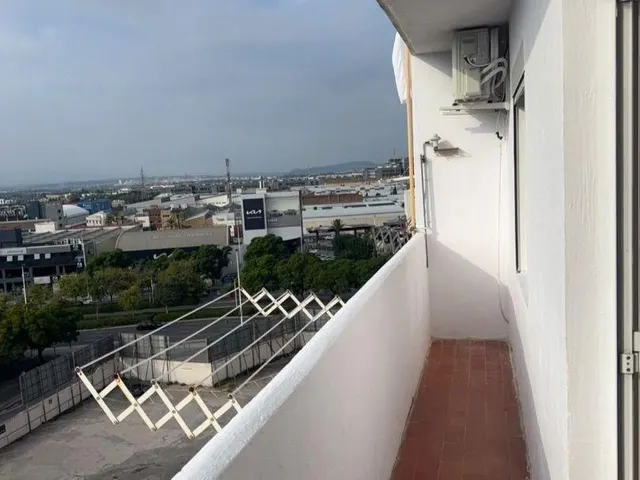 Exclusivo Ático Reformado con Terraza de 25 m2 en la misma Avenida Tres Forques — 10