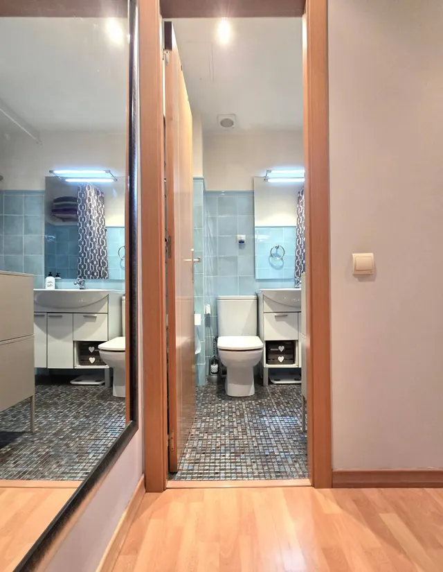 PRECIOSO y PRÁCTICO PISO para entrar a vivir -Zona Carrer Ample/ Pl. LLibertat de Reus- — 11