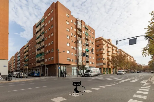 OPORTUNIDAD DE INVERSIÓN EN VALENCIA | ESTUDIO CON USO TURÍSTICO | DESDE 216.000 € | 9,2 % RENTABILIDAD NETA ESTIMADA* — 34