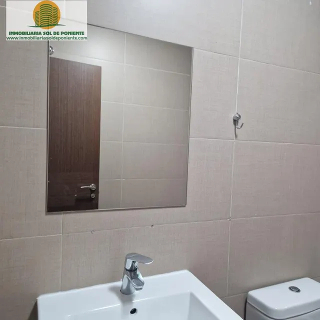 Comodidad y patio privado en pleno centro de La Nucía! A 6 km del mar — 12