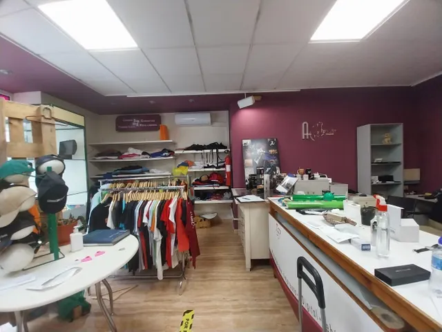 TRASPASO DE LOCAL COMERCIAL EN ALICANTE- BARRIO CAROLINAS ALTAS - HOSPITALGENERAL — 3