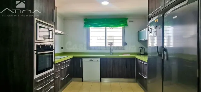 Villa independiente con piscina privada a 200 metros del Med - foto 4