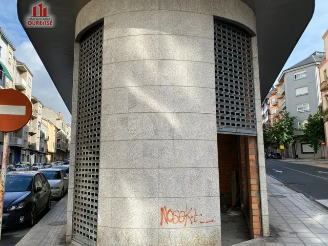 BONITO LOCAL EN EL VEINTIUNO. — 2