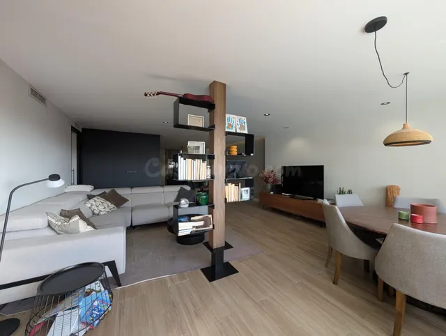 ¡ESPECTACULAR! ALTO, MODERNO Y EXTERIOR EN RESIDENCIAL CON G - foto 3