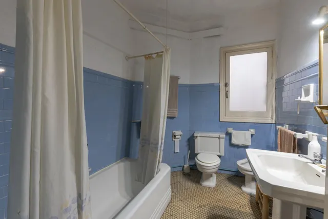 EXCLUSIVA VIVIENDA SEÑORIAL EN ANGEL GANIVET, EN PLENO CORAZON DE GRANADA — 40