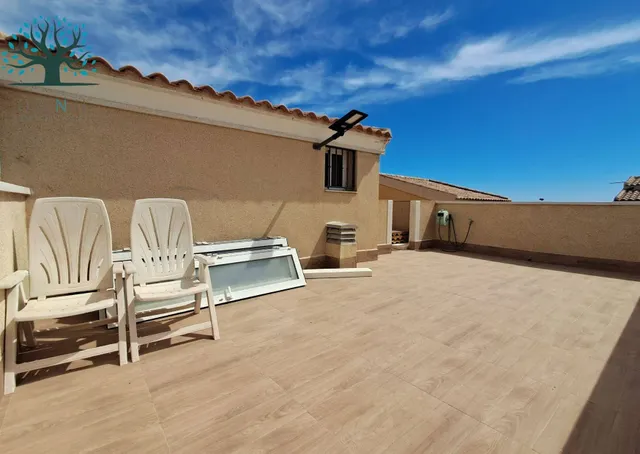 Vivienda independiente con piscina en alamillo — 30
