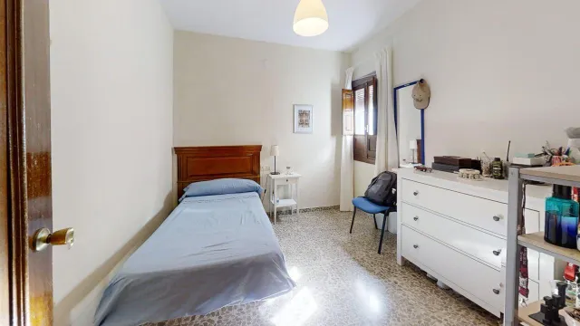 Piso en venta  luminoso y espacioso en el corazón de Antequera — 7