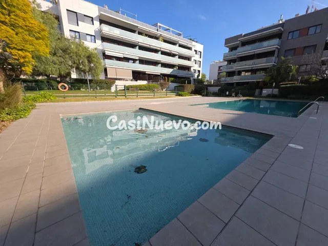 Precioso piso 3 hab con Piscina, Parking y trastero - foto 2
