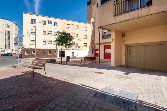 Plaza de garaje para coche y moto — 7