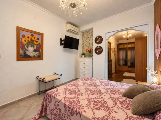 Chalet con piscina en parcela rústica, a tan solo 1,5 km de San Vicente del Raspeig — 21