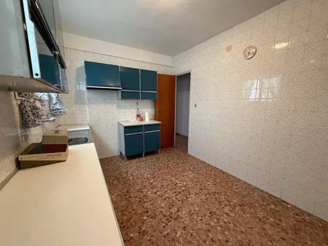 Amplia vivienda de 4 dormitorios en el centro de San Juan de Alicante — 7