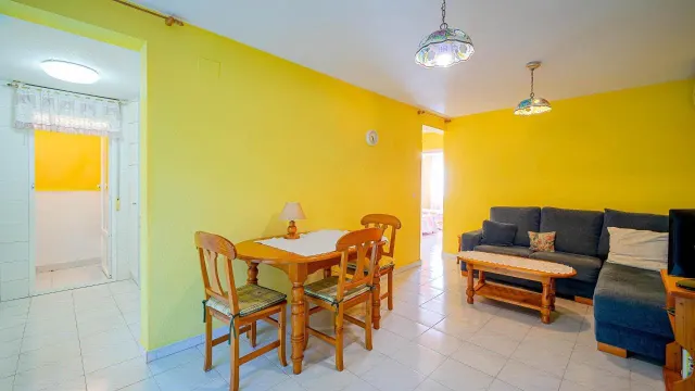Bungalow en planta baja de 3 dormitorios con jardín y piscina comunitaria en Torrevieja — 14
