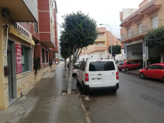 Oficina en venta en El Ejido Norte - foto 4
