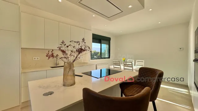 Espectacular casa de piedra con encanto, amplitud y un mundo - foto 5
