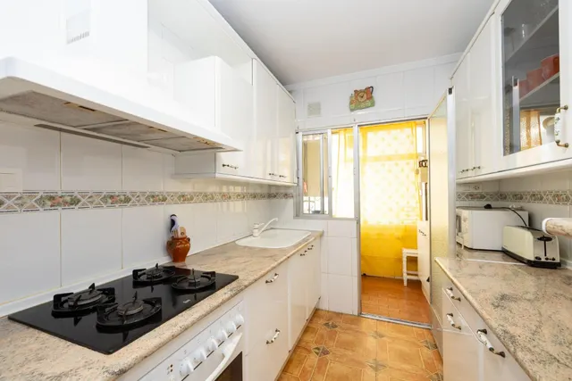 !Fantástica vivienda en alquiler en Villarejo! con terraza - foto 5