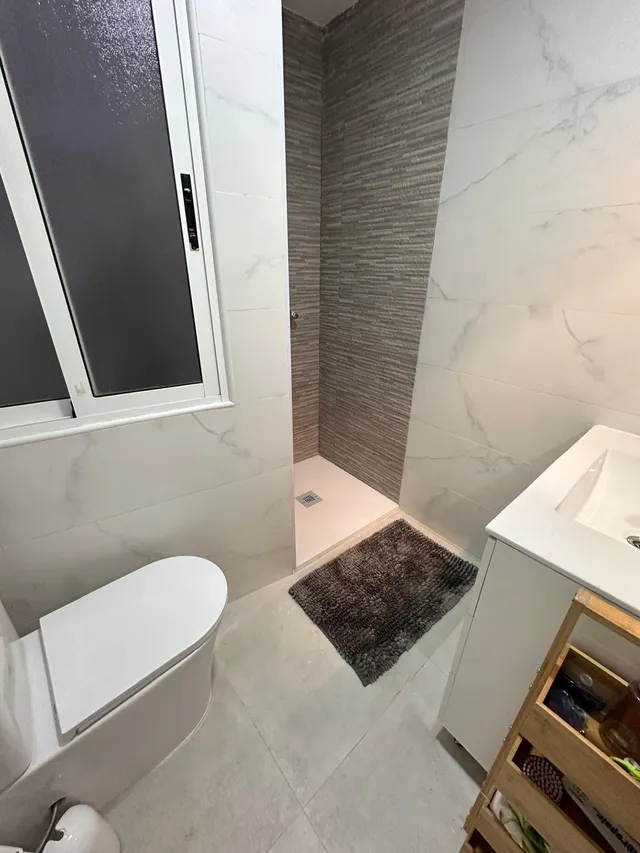 SE VENDE PISO / BUENA ZONA / REFORMADO / A 5 MINUTOS DEL CENTRO / SIN ASCENSOR — 14