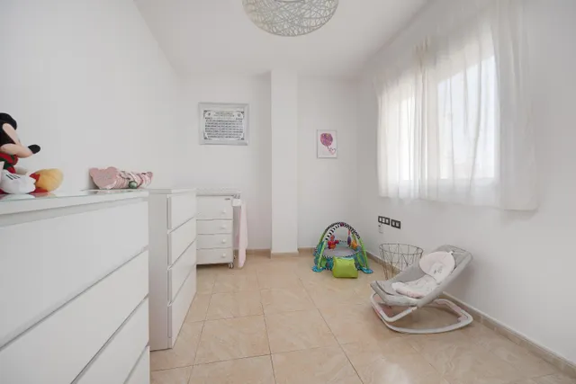 Piso 3 dormitorios 2 baños garaje incluido con ascensor — 19