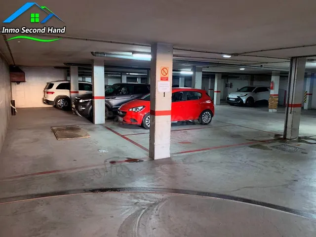 Inversión Premium en Cartagena 1089 m – Garaje Operativo con - foto 3