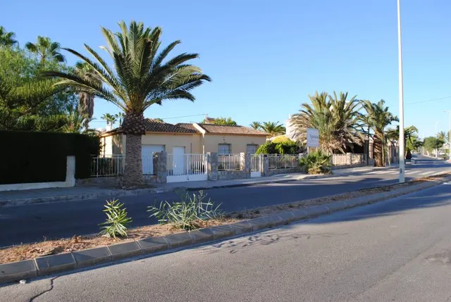 Parcela con proyecto de chalet en Cabo Roig — 16