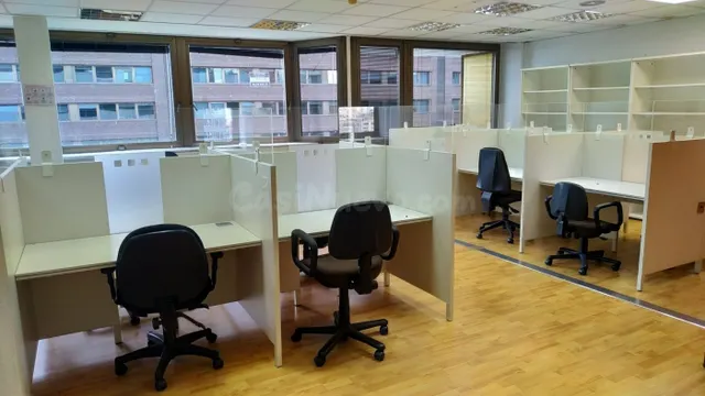CUZCO-CASTELLANA, OFICINA 250m2, calefacción, AIRE ACONDICIO - foto 2