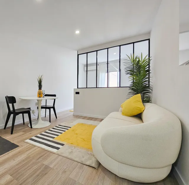 Atico con terraza privada en Calle de la Lluna (Ciutat Vella / El Raval) — 10