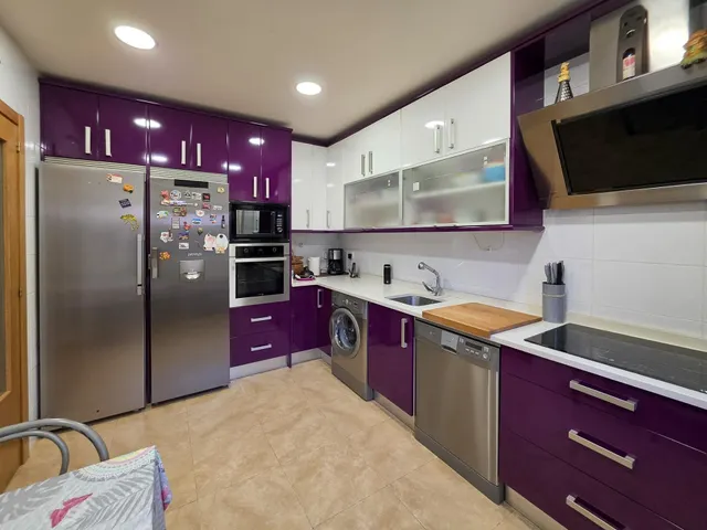Precioso chalet adosado de 4 dormitorios con piscina privada y garaje en Carranque — 22