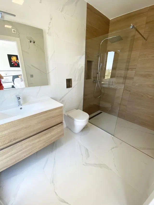 CHALET DE DISEÑO INDEPENDIENTE — 34