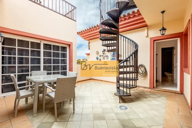 Ático Dúplex 2 habitaciones 215m² en venta - Playa del Duque