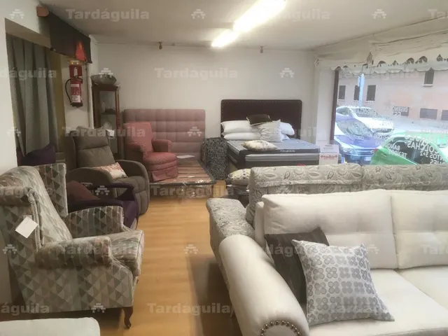 VENTA DE LOCAL CON 480 M2, JUNTO AL PARQUE PICASSO. — 9